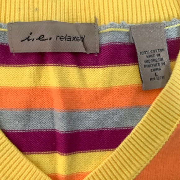 NWT I.e. relaxed Women's Sweater, Size L - Picture 8 of 8